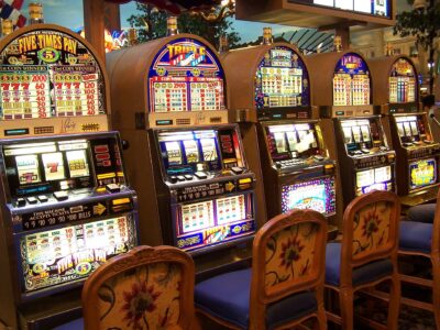 Want To Try Your Luck On Online Slot Machines? Read This First