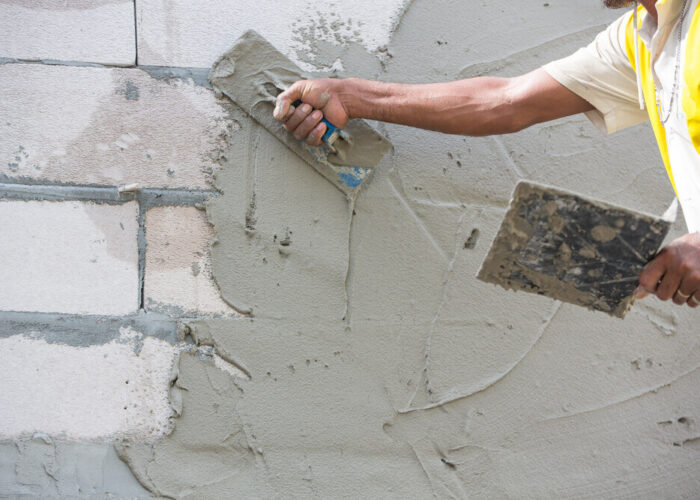 How to Improve Your Home or Business’s Exterior with Plastering